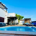 Appartement Nillos *