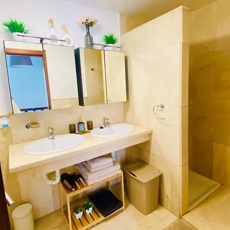 Apartament Nillos *